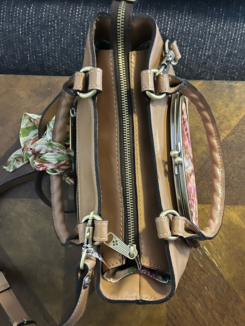 Patrica Nash Angela Leather Satchel with Seashell Scarf Tooled - NWT - Picture 5 of 10